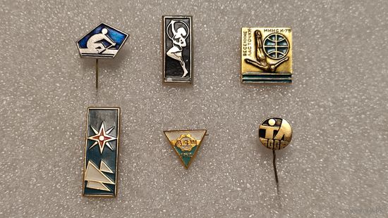 Лот значков Спортивные клубы, 200 лотов с 1 рубля,5 дней!