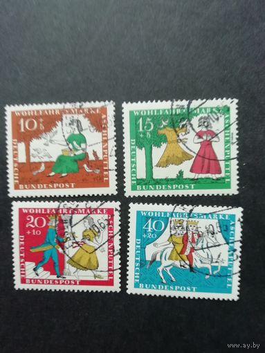 ФРГ 1965 Серия из четырех марок "Благотворительный выпуск. Сказки Братьев Гримм" (гашеные с клеем) Мi.485-488 каталог 1.80 евро