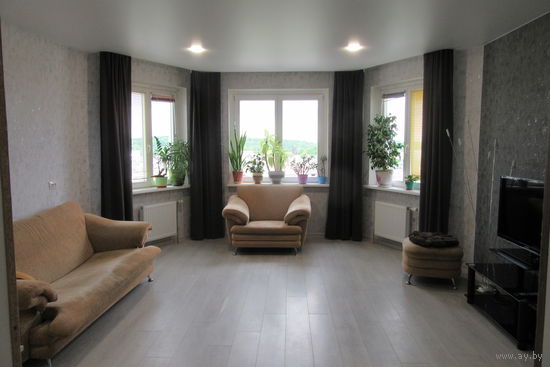 Трехкомнатная квартира рядом Метро Михалово