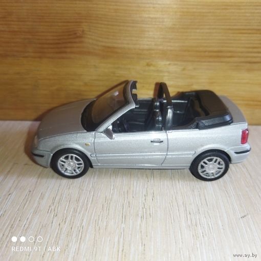 Volkswagen Golf.SCHUCO.1/43.