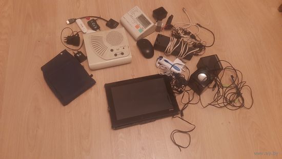 Кучка электроники на запчасти распродажа с рубля