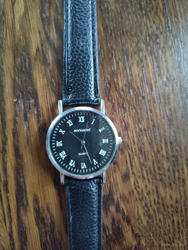 Часы мужские кварц.