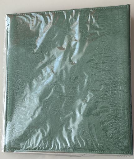 Альбом (папка) на кольцах для монет, банкнот. Эко кожа. Формат Оптима (для листов 250*200 мм). Цвет зеленый
