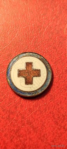 Членский знак санитарной дружины 40-х годов.