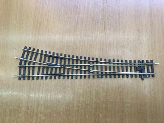 Стрелка прямая правая 55221 PIKO. Масштаб НО 1:87.