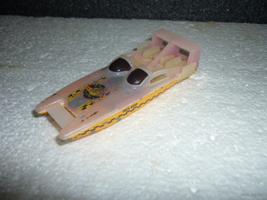 Модель машинки. HotWheels. масштаб 1:62.