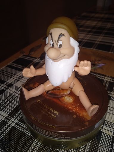 Игровая кукла гном Ворчун от Simba