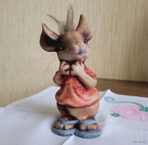 Коллекционная статуэтка "Мышь", керамика, ручная работа.