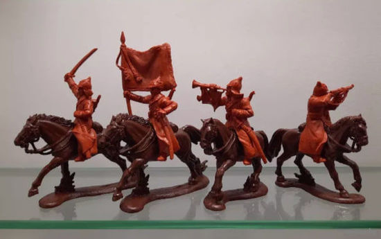 Солдатики Красная конница с непобедимым Красным Знаменем! Высокая детализация! Редкость! Сторгуй за свою цену, предложи обмен!