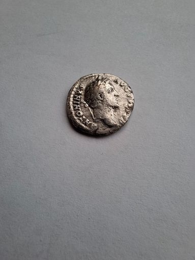 Денарий древний Рим Антониан Пий