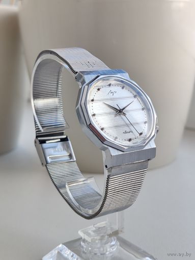 Часы ''ЛУЧ'' кварц 2356