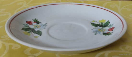 Блюдце эпохи СССР. Блюдце-1 Барановский фарфоровый завод , 1970-1990 гг(Барановка)