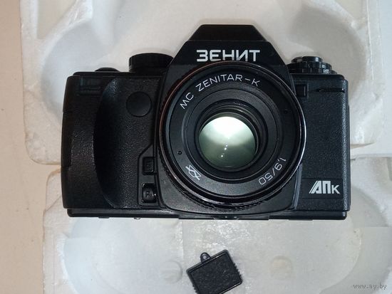 Фотоаппарат ЗЕНИТ -АПк N93000666 Зенитар-К 50/1,9