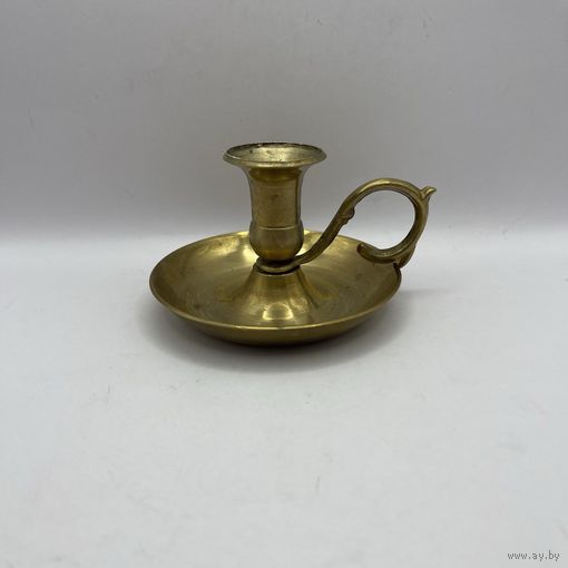 Подсвечник латунный с ручкой. Италия. Арт 3262
