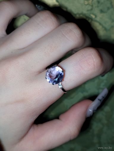 Кольцо с фианитами серебро 16 р