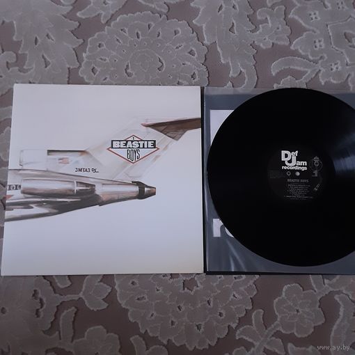 BEASTIE BOYS - 1986 - LICENSED TO ILL (EUROPE) LP