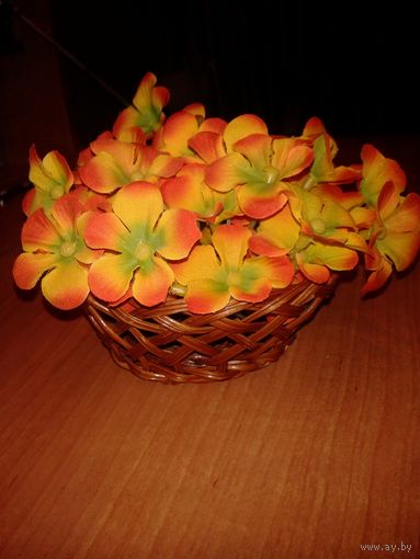 Корзинка с цветами