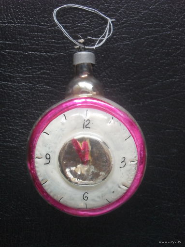 Елочная игрушка Часы.