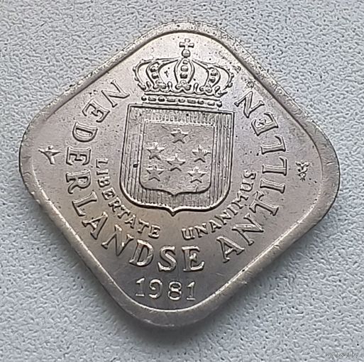 Антильские острова 5 центов 1981  3-15-19