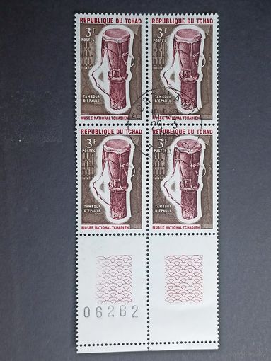 Чад 1965. Местные музыкальные инструменты. Квартблок