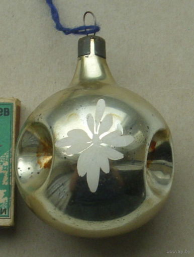 Ёлочная игрушка. 61.