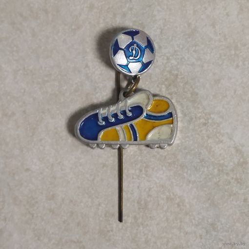 Значок. Спортивный клуб ДИНАМО. Футбол.