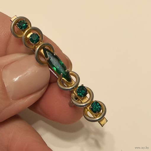 Изумрудная брошь. Винтаж. Европа.