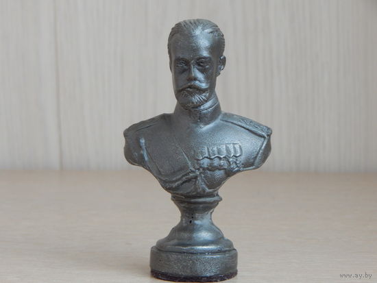 Бюст Николая II