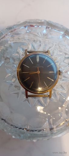 Часы Луч, костюмные тонкие, позолота Au12+