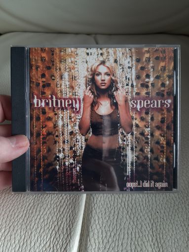 Диск britney spears.  Oops!...l did it again
