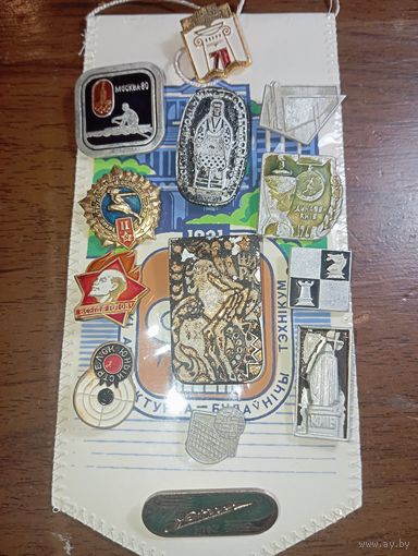 Сборный лот значков . Распродажа 50 лотов с рубля !