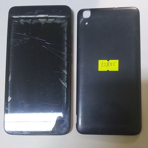 Телефон Huawei Y6. 12595