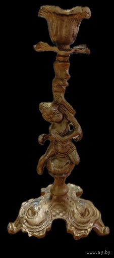 Подсвечник на фигурном основании в виде путти, латунь, Европа, 1960-1980 гг. 18 см