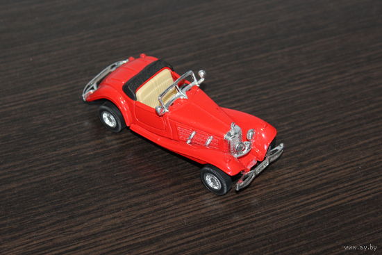 Коллекционная, металлическая машинка "Mercedes-Benz 500K", клеймо, Китай.