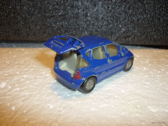 Модель Mercedes-Benz A-160. 1094. SIKU .масштаб 1:62-64