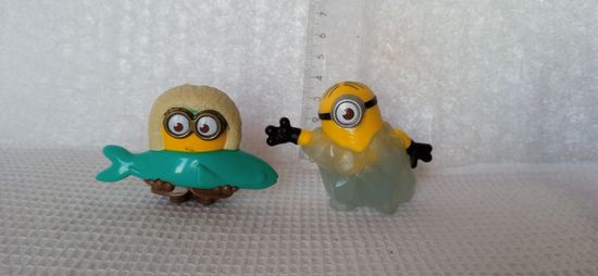 Коллекционные игрушки из Макдональдс. Миньоны, 2020г. Пара 15.   25