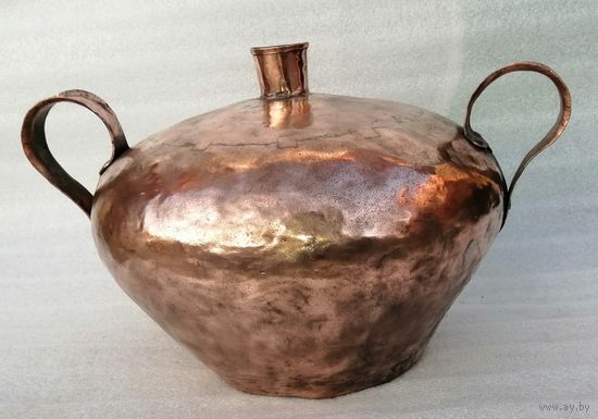 Крупный, на 5 л, медный гляк. Начало прошлого века.