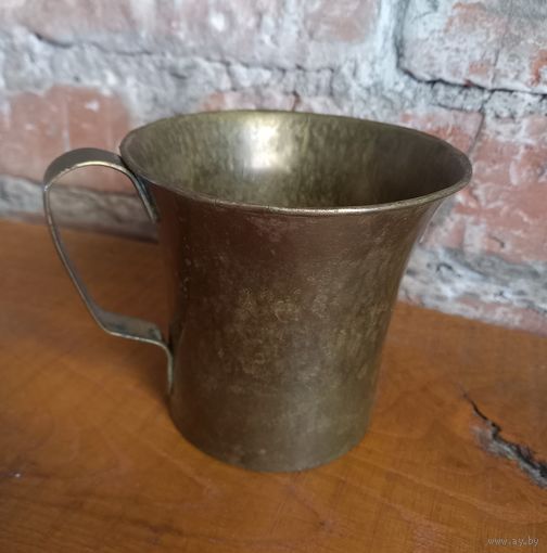 Старая кружка.