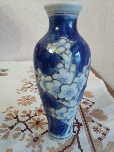 Ваза костяной фарфор, Китай