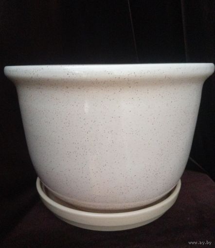 Кашпо. Большое. Горшок для цветов