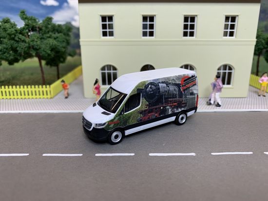 Mercedes-Benz Sprinter. Масштаб HO 1:87.