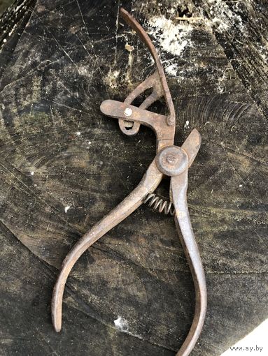 Клещи старинные для развода зубьев пил