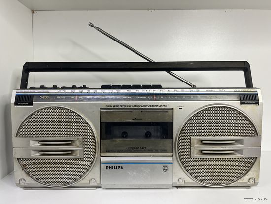 Магнитофон Philips с рубля