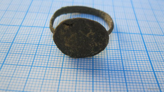 Перстень старинный. Бронза, литье.