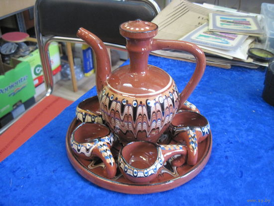 Сервиз для кофе? керамический. Болгария.