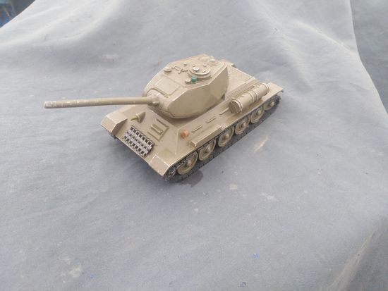 Танк Т-34. СССР. Металл