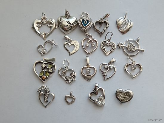 Коллекция кулонов сердце.
