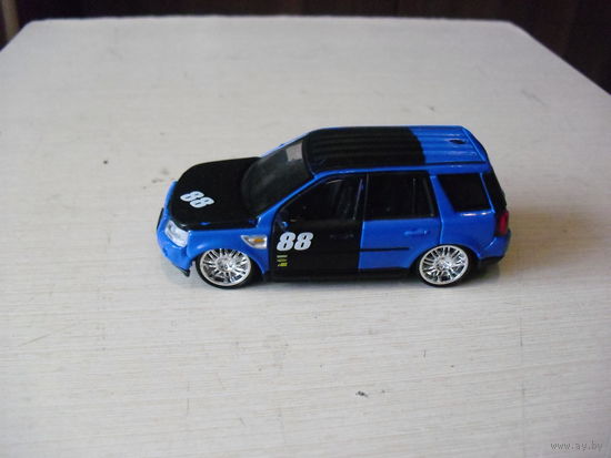 FREELANDER 2 (burago) 1|43
