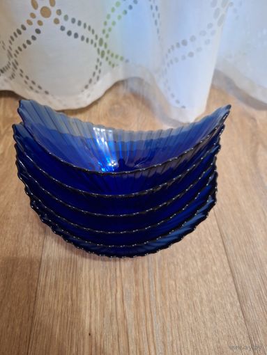 Кобальтово-синяя салатница Arc, France. 6 шт