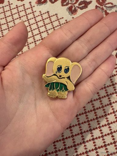 Слоник ЗНАЧОК С РУБЛЯ